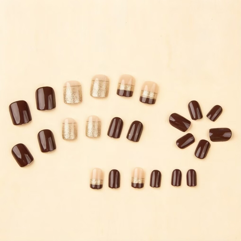 Unghie finte corte e quadrate  - Nail Art Inspo recensione e prezzo